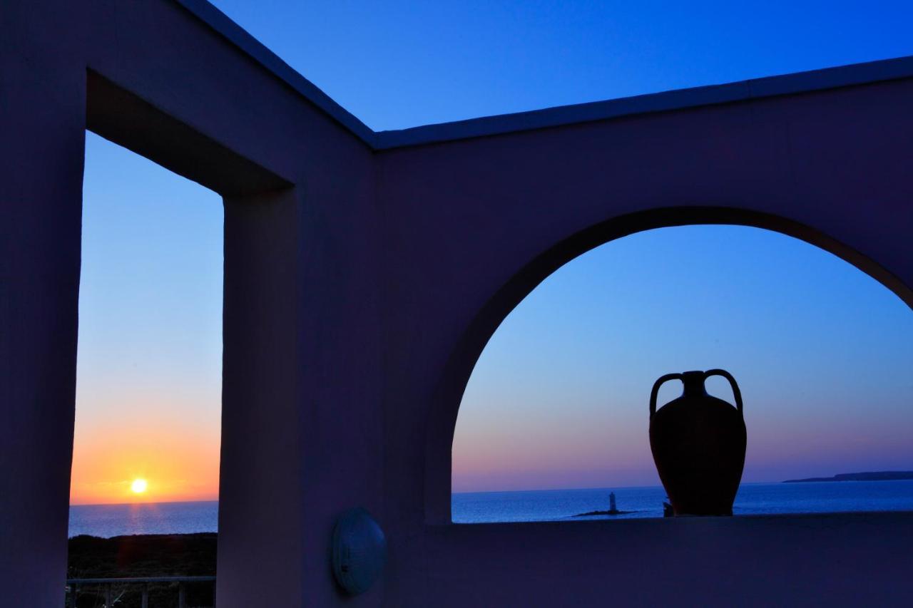 Hotel Luci Del Faro Calasetta Exterior photo